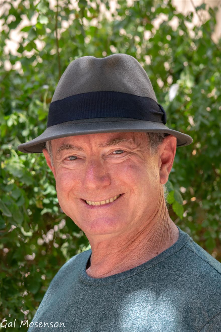 ד"ר אברהם לבנון - המרכז הרפואי הוטרינרי חיפה